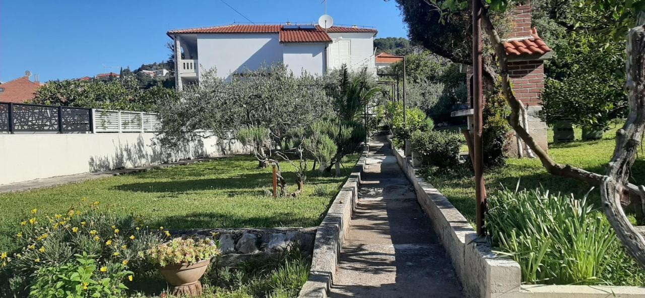 Apartments Figos Trogir Exterior foto