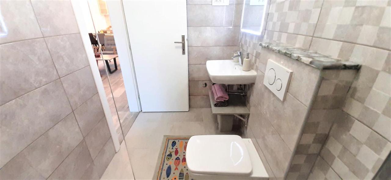 Apartments Figos Trogir Exterior foto